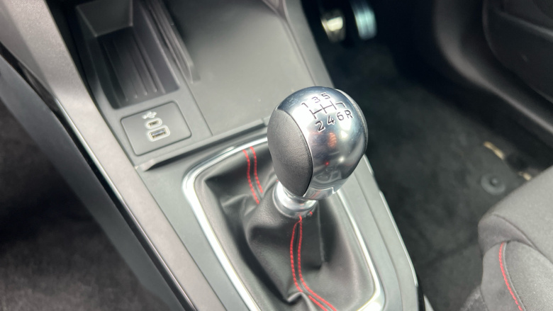 Ford Puma 1.0 EcoBoost Hybrid mHEV ST-Line 5dr Petrol Hatchback